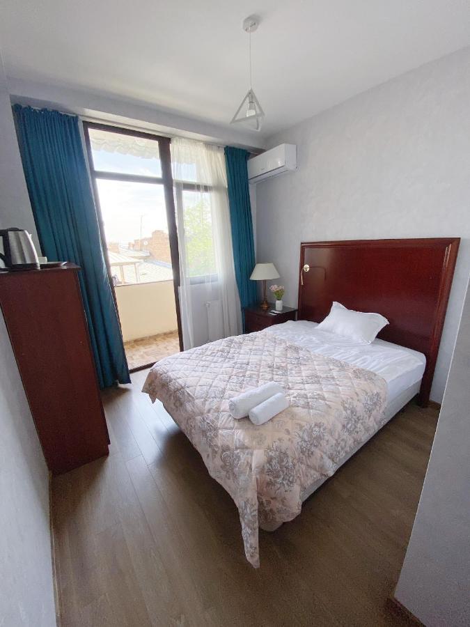 Tbilisi Central Hotel Kültér fotó