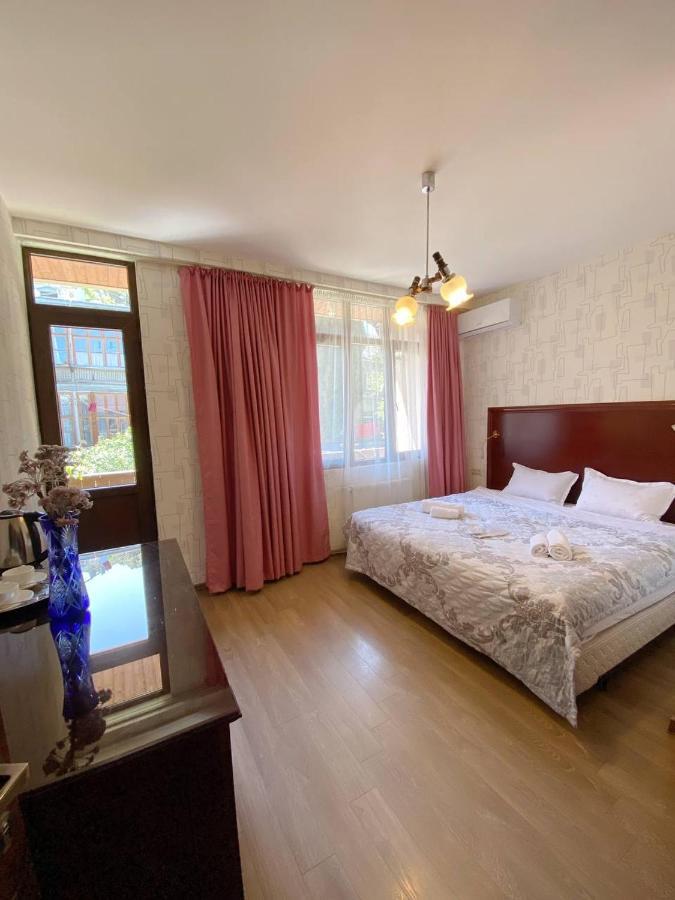 Tbilisi Central Hotel Kültér fotó